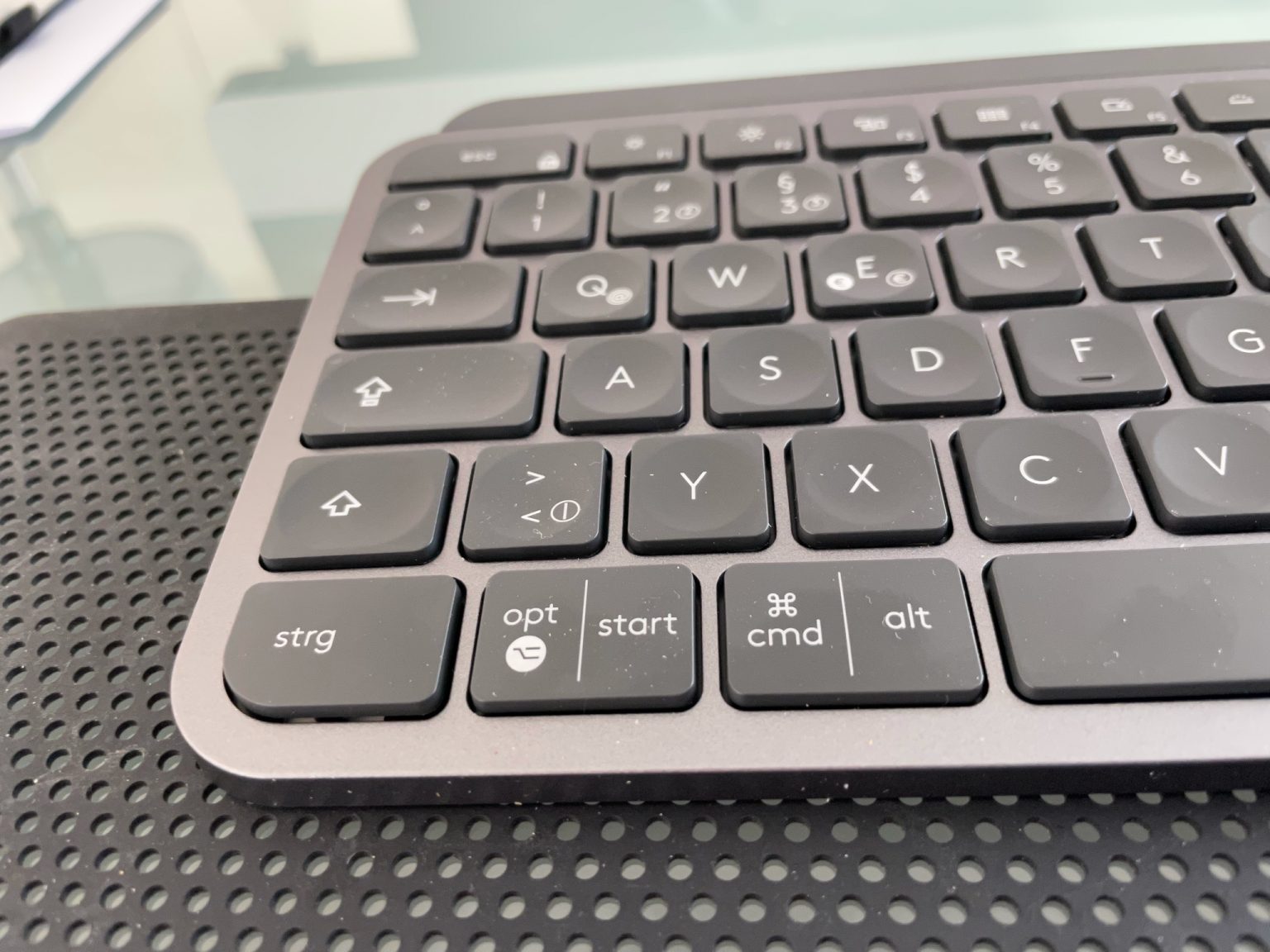 Logitech MX Keys und MX Master 3 vowe dot net
